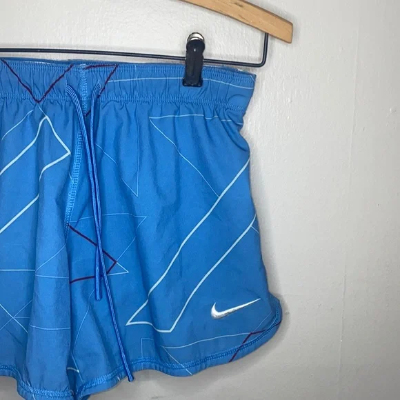 🌵Vintage Triangle patterned Nike shorts! - Picture 1 of 9